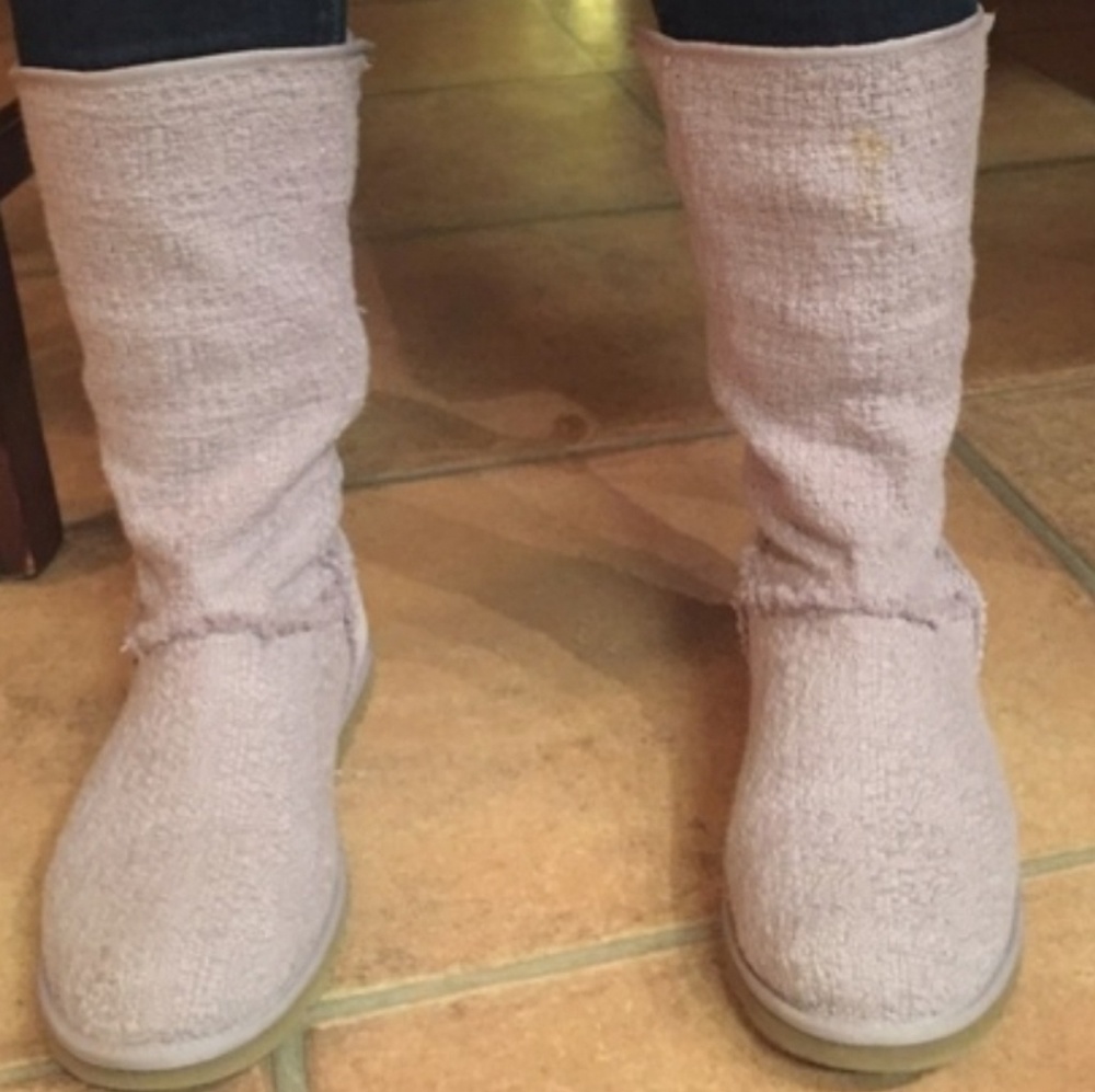 UGG Australia Heirloom- lace up